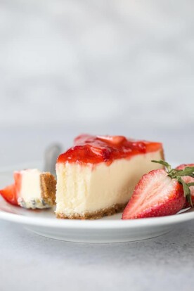Instant Pot Cheesecake with Strawberry Sauce ~Sweet & Savory