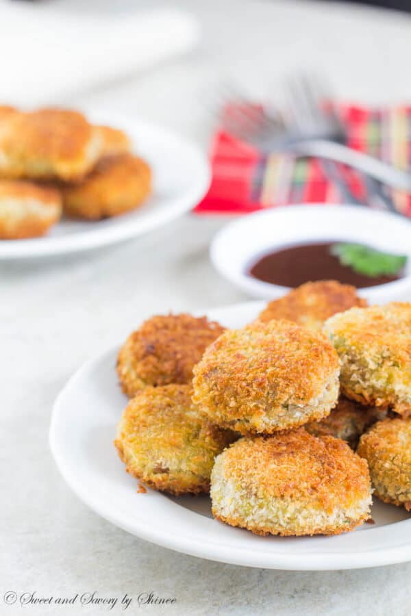 Mini potato croquettes are versatile and flavorful finger food with addicting crunchy crust. Great way to use up leftover potatoes.