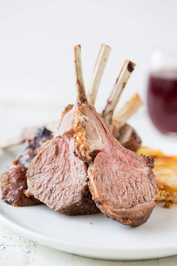 How to Roast a Perfect Rack of Lamb... Effortlessly impressive to serve on special occasions, yet simple to prepare for everyday meal, you'll never go wrong with this roasted rack of lamb infused with rosemary and garlic.