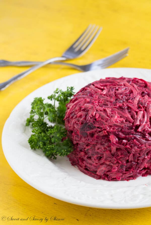 Creamy beet salad is absolutely delicious and a great alternative to a regular beet salad. Cooked al dente, the roasted beets bring nice texture and flavor!