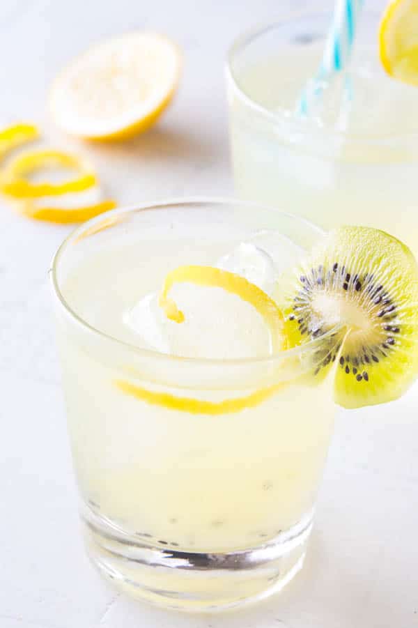 Sweet and sour, cool and refreshing, nothing beats a cold glass of refreshing lemonade on a hot summer day. Try this kiwi lemonade for a refreshing tangy change!