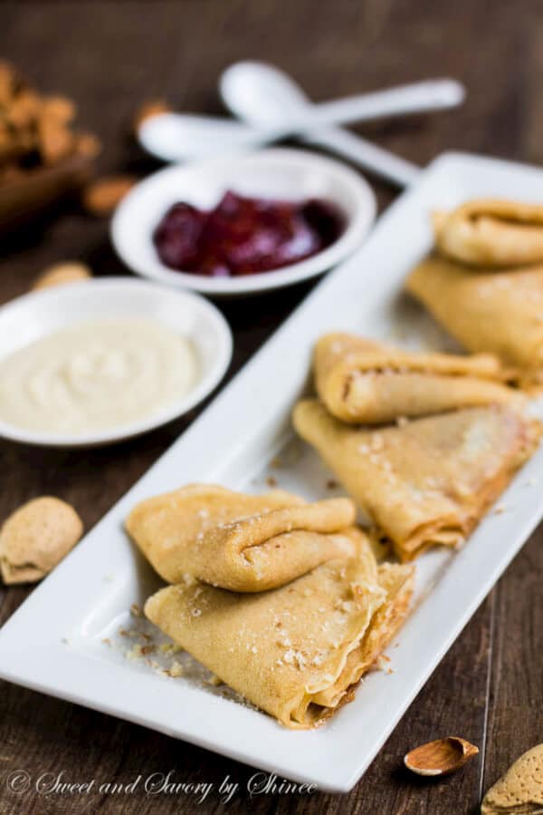 almond fig crepes (dairy-free)