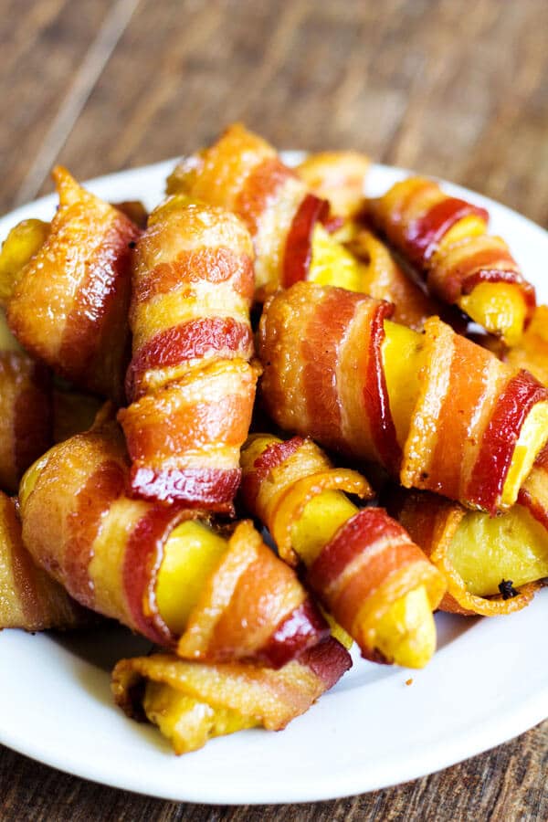 Bacon and fingerling potatoes are all you need for these finger-licking appetizers. Savory little bites full of flavor!
