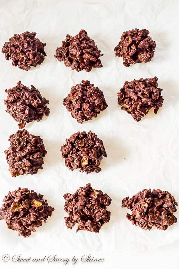 Irresistibly crispy and light, these no-bake orange infused chocolate crisps are easy to make and require only 4 ingredients. Perfect holiday treat!