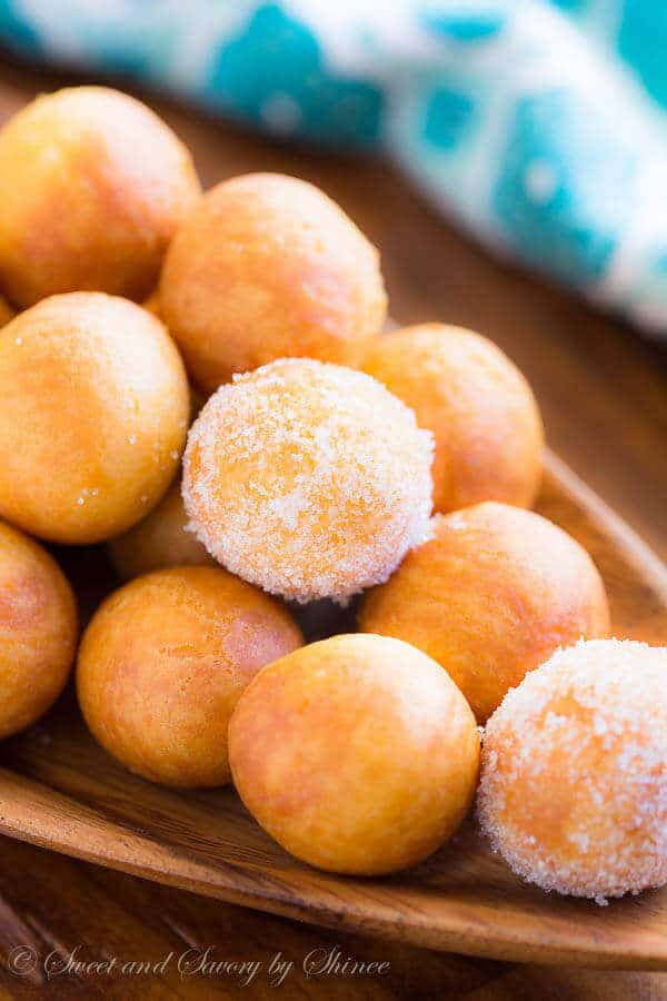 Crispy, soft and incredibly addicting, these little donut holes are so easy to make and you'll get lots to share!