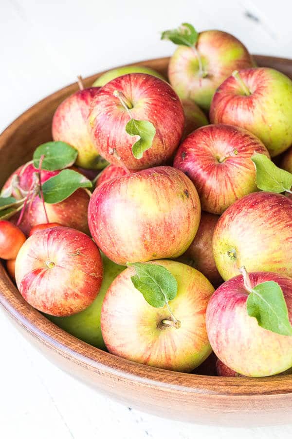 These baked apple strings taste like freeze dried apples. So light and airy, crispy and addicting! And the best part is no special appliance required, just your oven.