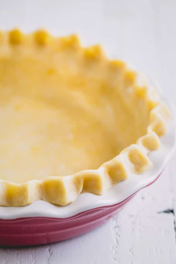 Sharing my foolproof all butter pie crust recipe with lots of tips for success. Plus, how to make pie dough in advace, freezing directions and more!!! #piecrustrecipe #homemadepiecrust #piedough