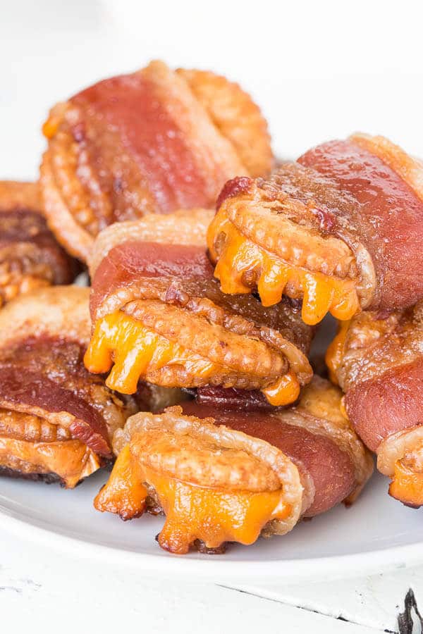 Bacon wrapped cheesy crackers - super addicting, super easy make-ahead appetizer with just 4 ingredients!