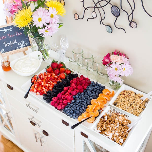 3 Tips for Perfect Brunch Yogurt Parfait Bar!!! Effortless, yet chic this colorful make-your-own-parfait bar is easy to put together and is sure to impress. #brunch #yogurtparfaitbar #brunchmenu #bridalshower #springbabyshower