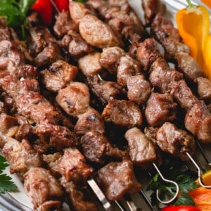 Grilling pork kebabs is EASY and so delicious! Here's the easiest marinate for flavorful , juicy pork kebabs! #porkkebabs #shashlik