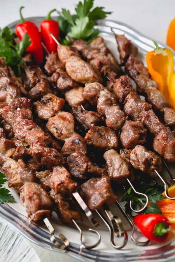 Grilling pork kebabs is EASY and so delicious! Here's the easiest marinate for flavorful , juicy pork kebabs! #porkkebabs #shashlik