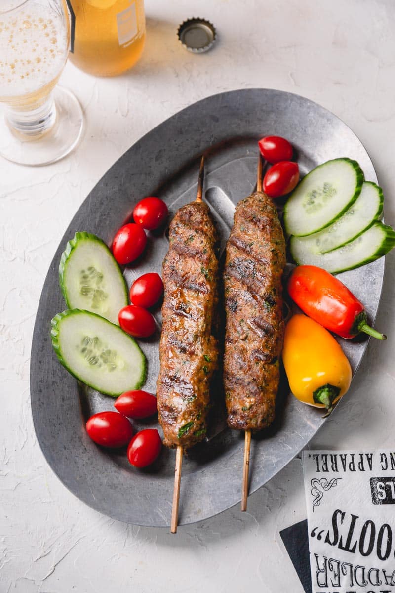 How to make Urfa kebabs, mild yet flavorful, juicy Turkish kebabs. #urfakebabs #turkishkebabs #kebabs #grillingrecipe