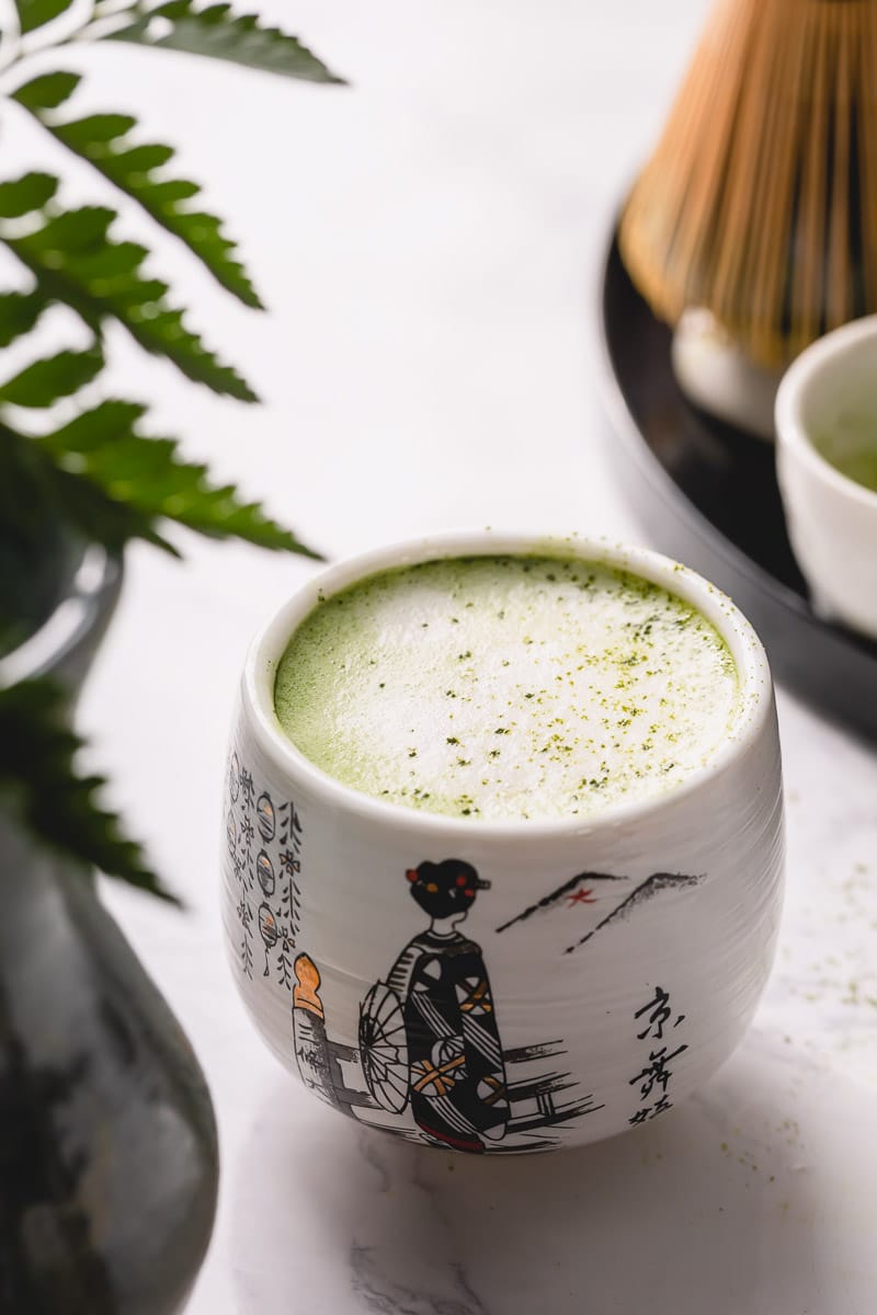 How to Make Matcha, Japanese Green Tea, Step by Step Recipe