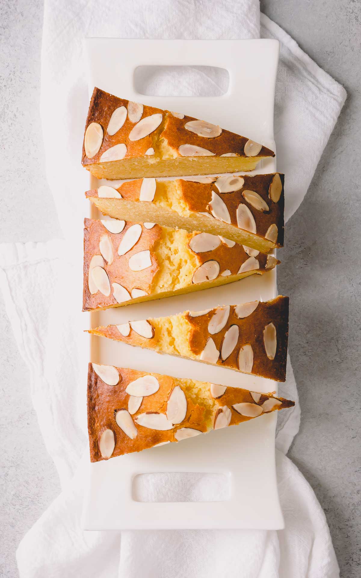 Almond Yogurt Cake-image