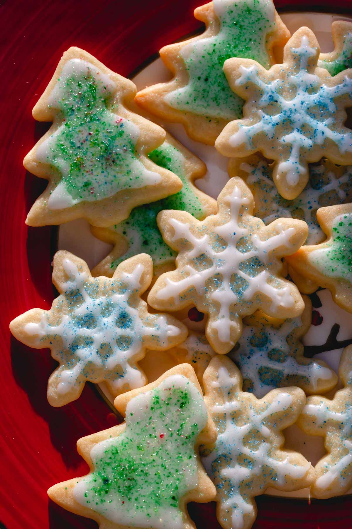 Decorated sugar cookies with colored sugar.