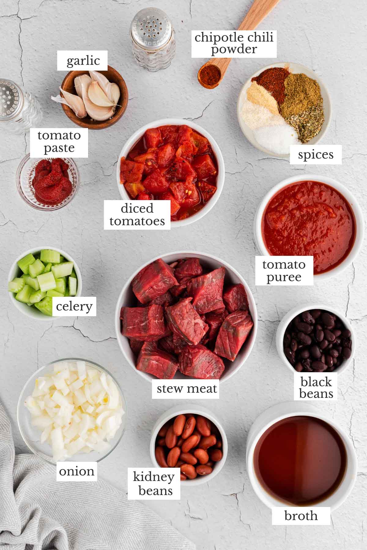 chunky chili ingredients.