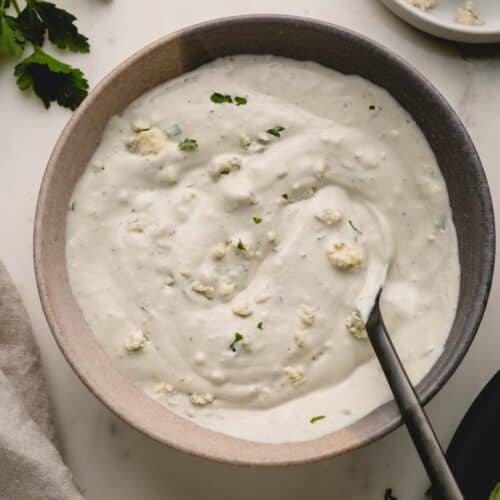 blue cheese dressing recipe worcestershire sauce This blue cheese dressing recipe will have you eating wedge salads in no time! 2 garlic cloves 2 tbsp lemon or vinegar 1/2 cup buttermilk 1/4 cup mayo 1/2 cup sour cream/Greek